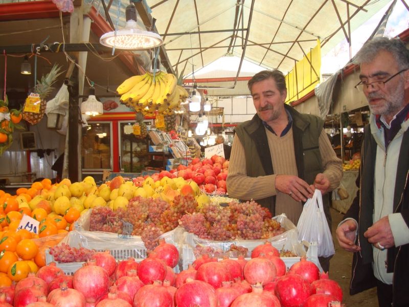 بازار میوه - ابتدای خیابان شریعتی تبریز 